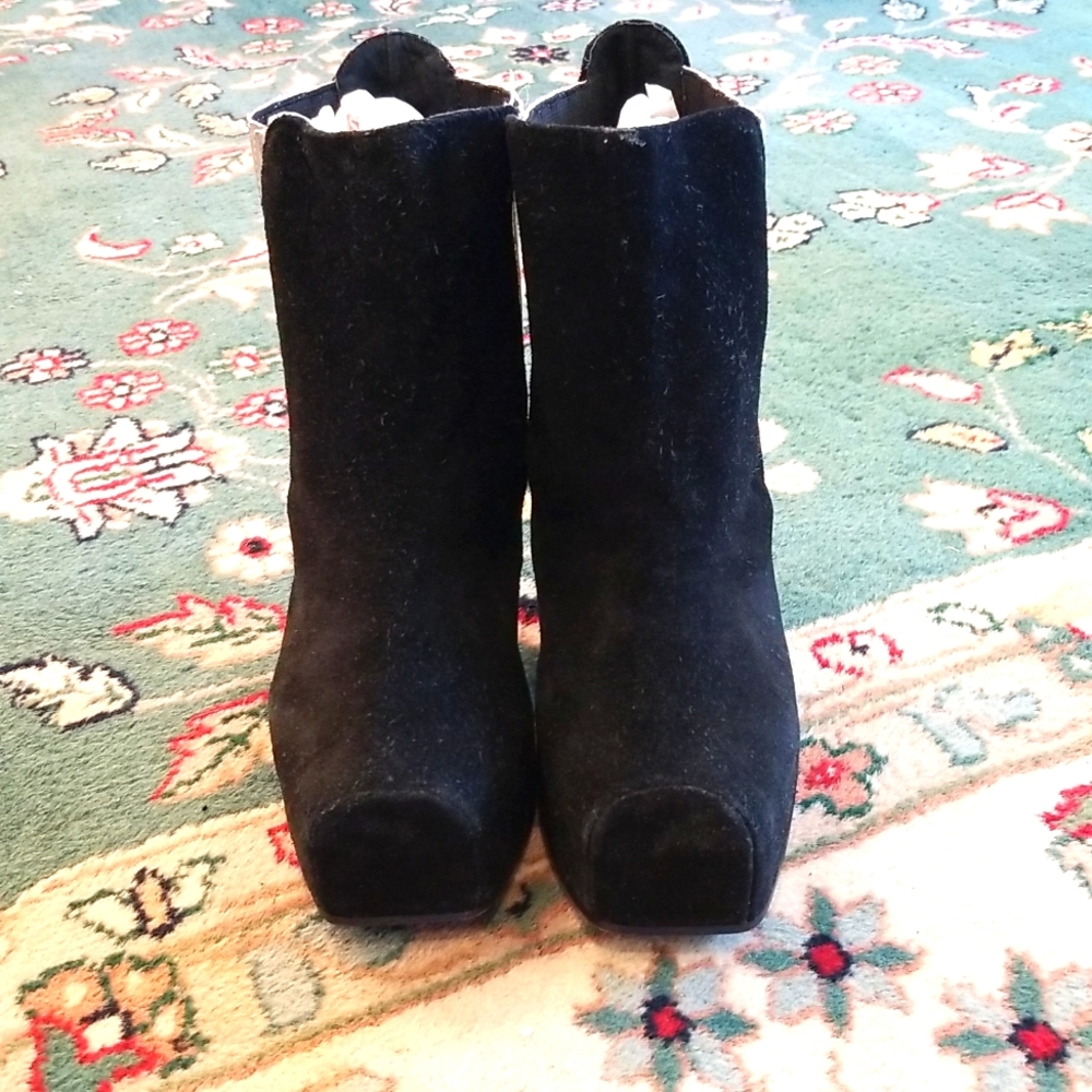 Messeca New York  Black/Silver Andi Platforms